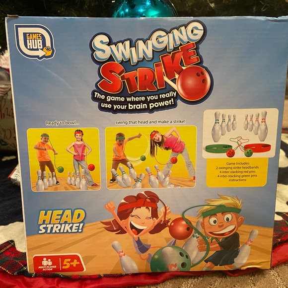 NEW Swinging Strike Game - Picture 2 of 2